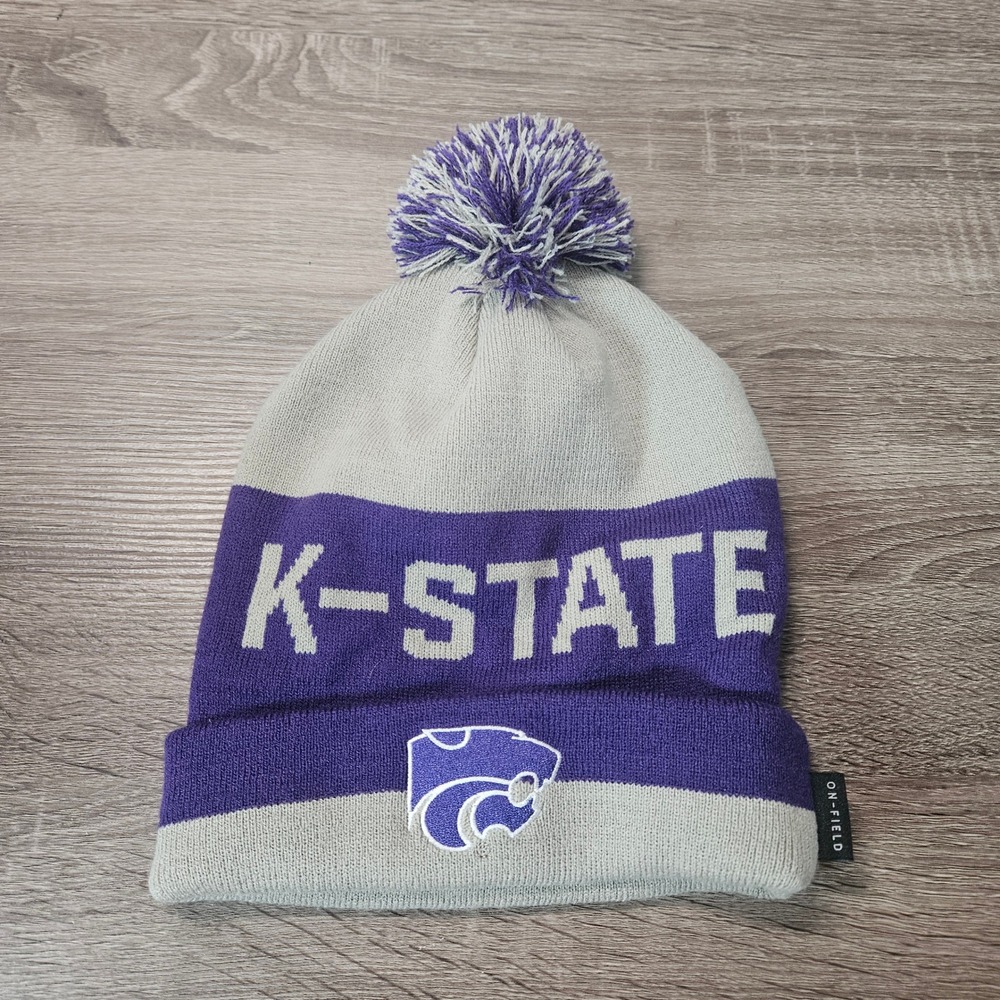 Nike Kansas State Wildcats K-State On-Field Pom Beanie Hat Purple Grey Mens OSFM